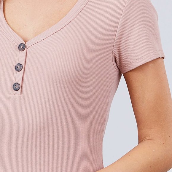 🎀Short Sleeve Top🎀 - Picture 3 of 4